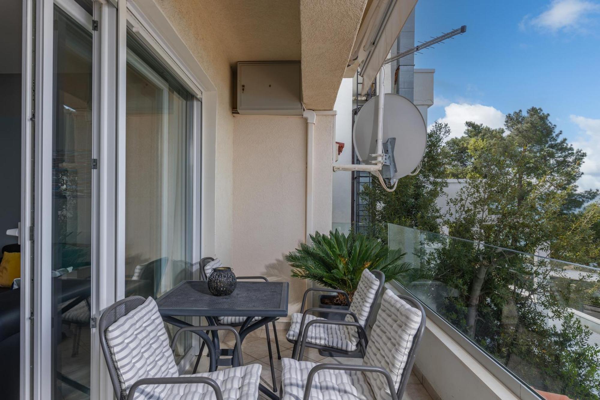 Apartments Sax Crikvenica Eksteriør bilde