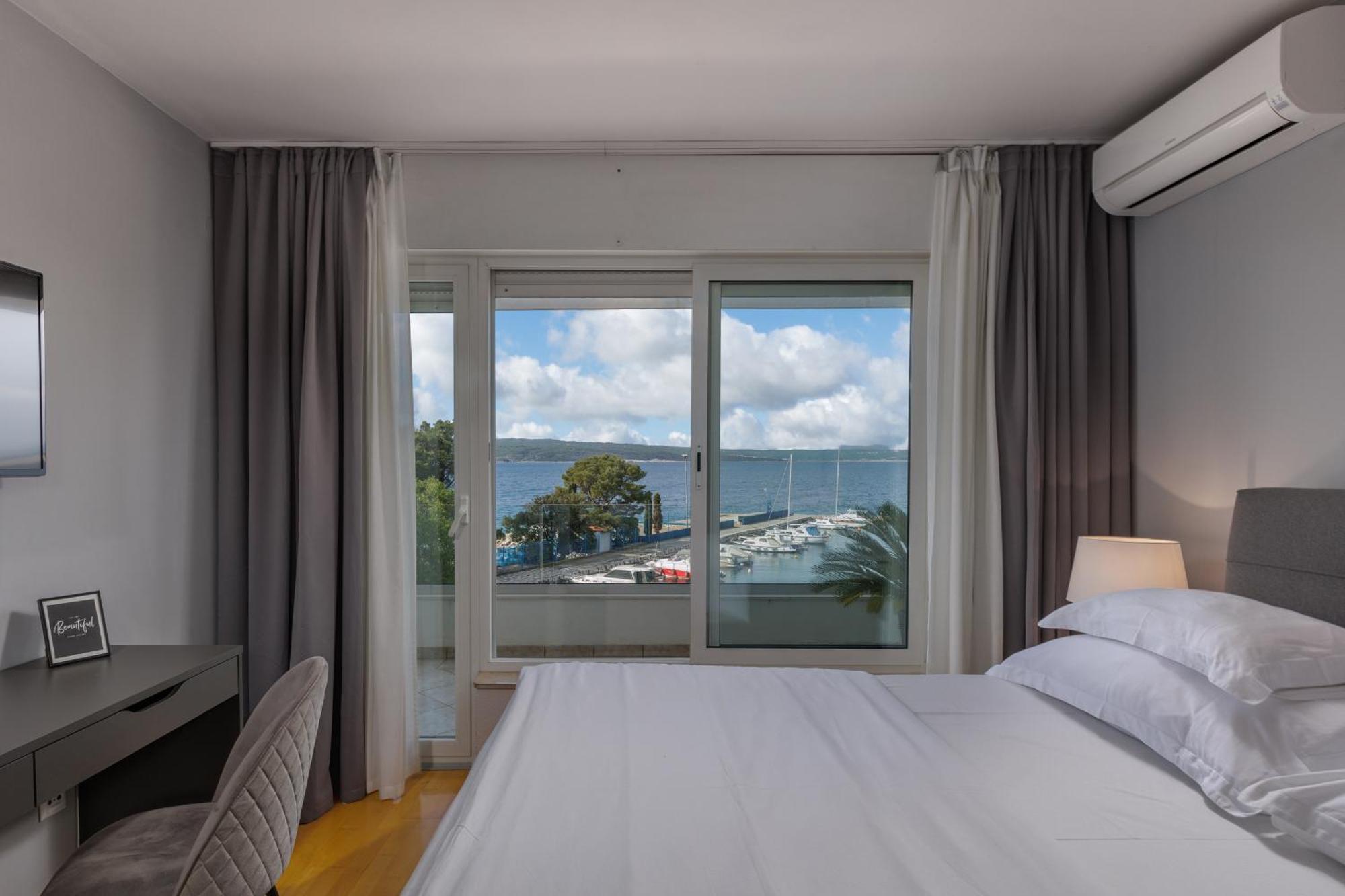 Apartments Sax Crikvenica Eksteriør bilde